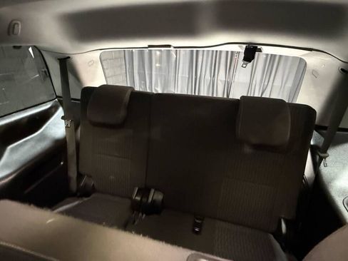 Used 2018 GMC Yukon SLE w/ HD Trailering Package image 51