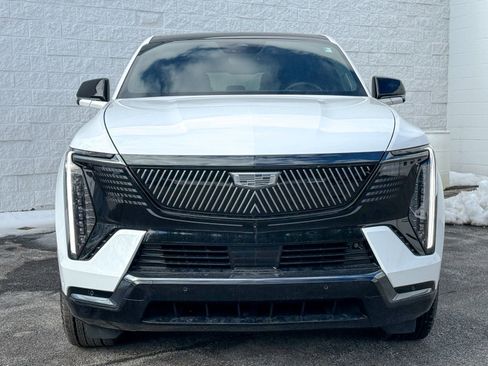 New 2025 Cadillac Escalade IQ Sport 2 AWD/4WD image 2