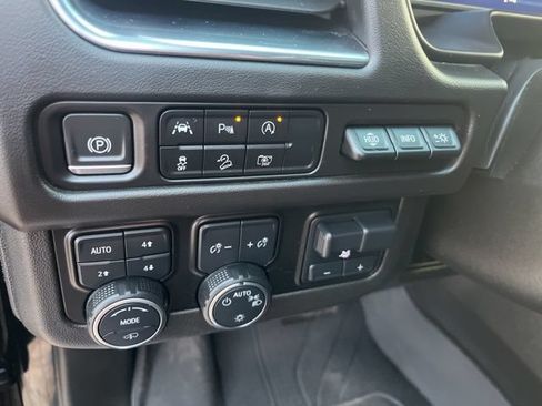 Used 2023 Chevrolet Tahoe High Country AWD/4WD image 17