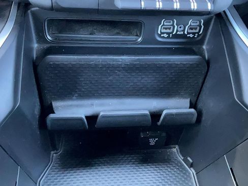 Used 2022 RAM 1500 Big Horn AWD/4WD image 23