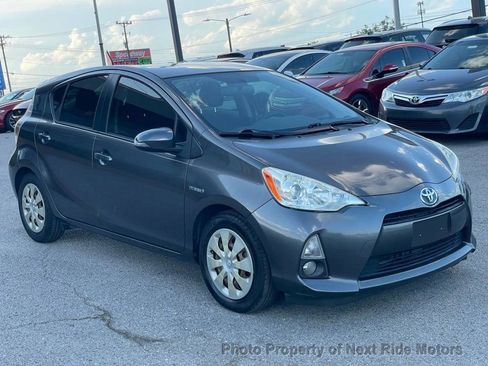 Used 2013 Toyota Prius C Two image 4