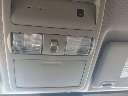 New 2026 Nissan Frontier SV w/ All-Weather Content Package AWD/4WD image 20