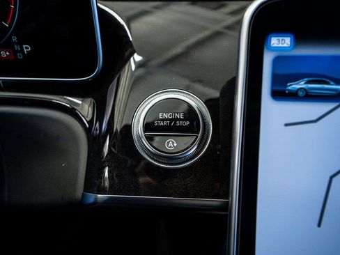 Used 2023 Mercedes-Benz S 580 4MATIC Sedan image 50