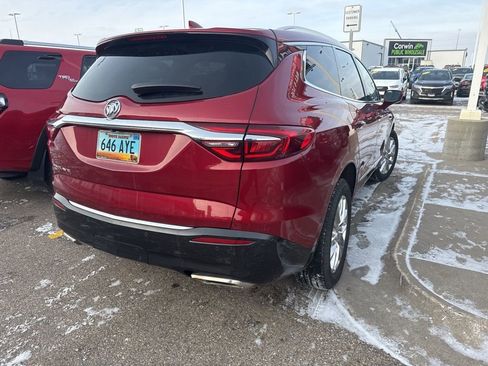 Used 2020 Buick Enclave Premium image 9