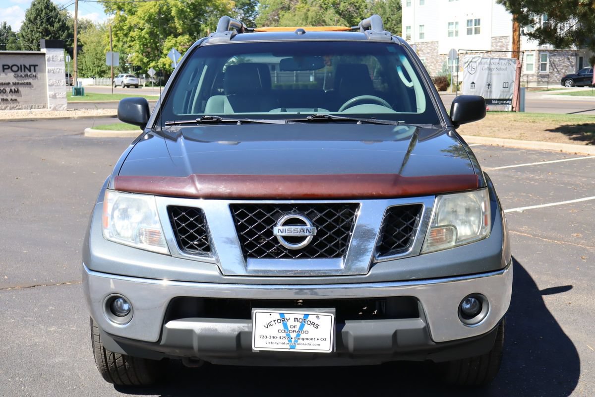 Used 2009 Nissan Frontier LE w/ LE Value Truck Pkg AWD/4WD image 12