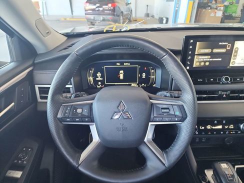 Used 2025 Mitsubishi Outlander SEL AWD/4WD image 20
