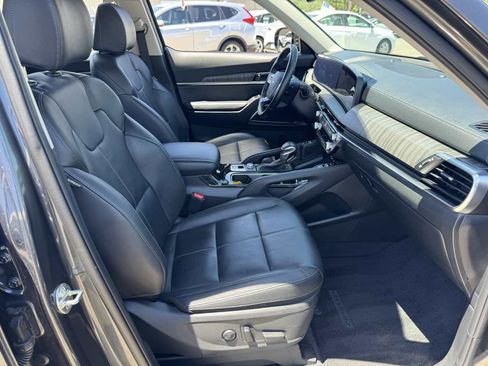 Used 2024 Kia Telluride SX FWD image 13