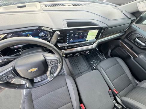 Used 2025 Chevrolet Silverado 3500 LT AWD/4WD image 20