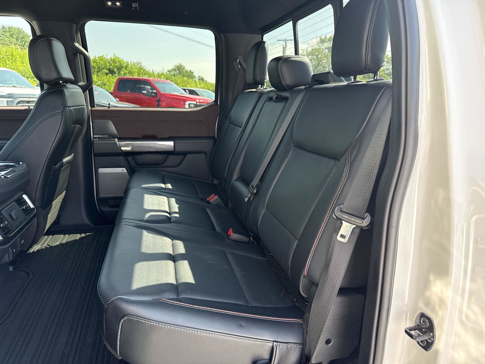 Used 2023 Ford F150 Lariat AWD/4WD image 14