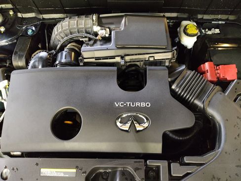 Used 2019 INFINITI QX50 Luxe w/ Navigation Package AWD/4WD image 30
