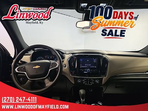 Used 2023 Chevrolet Traverse LS FWD image 14