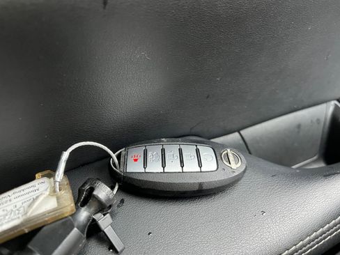 Used 2025 Nissan Altima 2.5 SV image 21