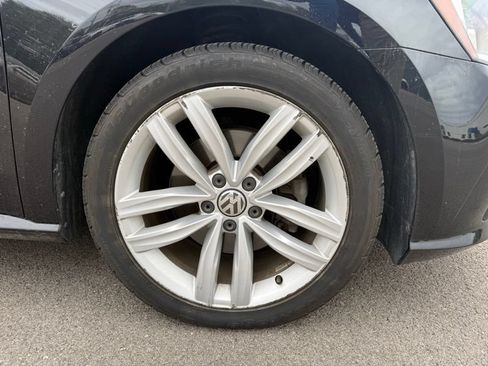 Used 2019 Volkswagen Passat 2.0T Wolfsburg FWD image 4