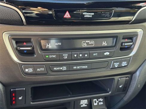 Certified 2023 Honda Passport TrailSport image 29