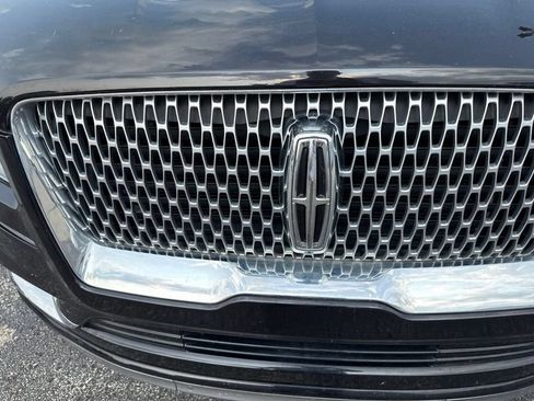 Used 2019 Lincoln Navigator L Reserve AWD/4WD image 9