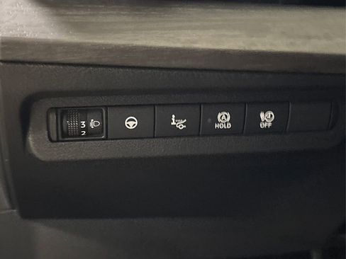 Used 2023 Nissan Ariya ENGAGE image 37