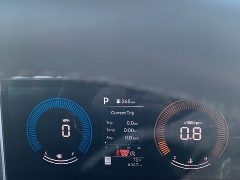 Used 2025 Hyundai Santa Fe SEL FWD image 21