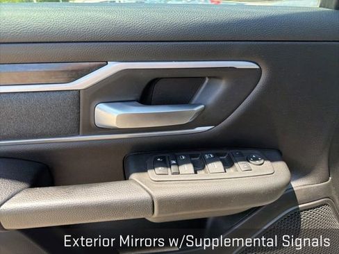 Used 2022 RAM 1500 Big Horn AWD/4WD image 32