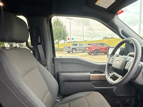 Used 2025 Ford F150 STX w/ Equipment Group 201A FX4 AWD/4WD image 16