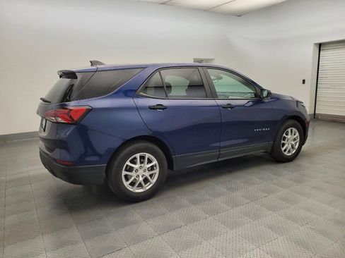 Used 2022 Chevrolet Equinox LS FWD image 10