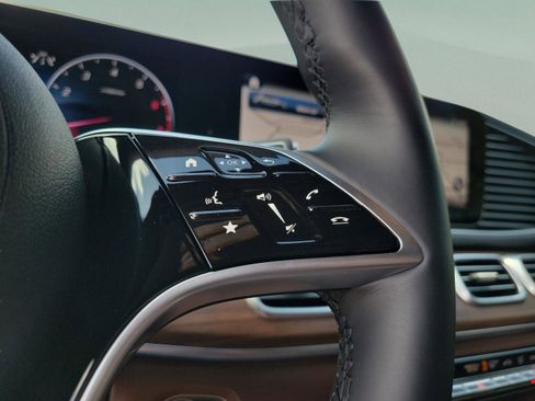 Certified 2026 Mercedes-Benz GLE 450 GLE 450 image 22