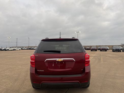 Used 2017 Chevrolet Equinox LT image 20
