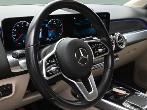 Used 2020 Mercedes-Benz GLB 250 image 19