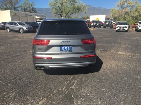 Used 2017 Audi Q7 3.0T Prestige AWD/4WD image 4