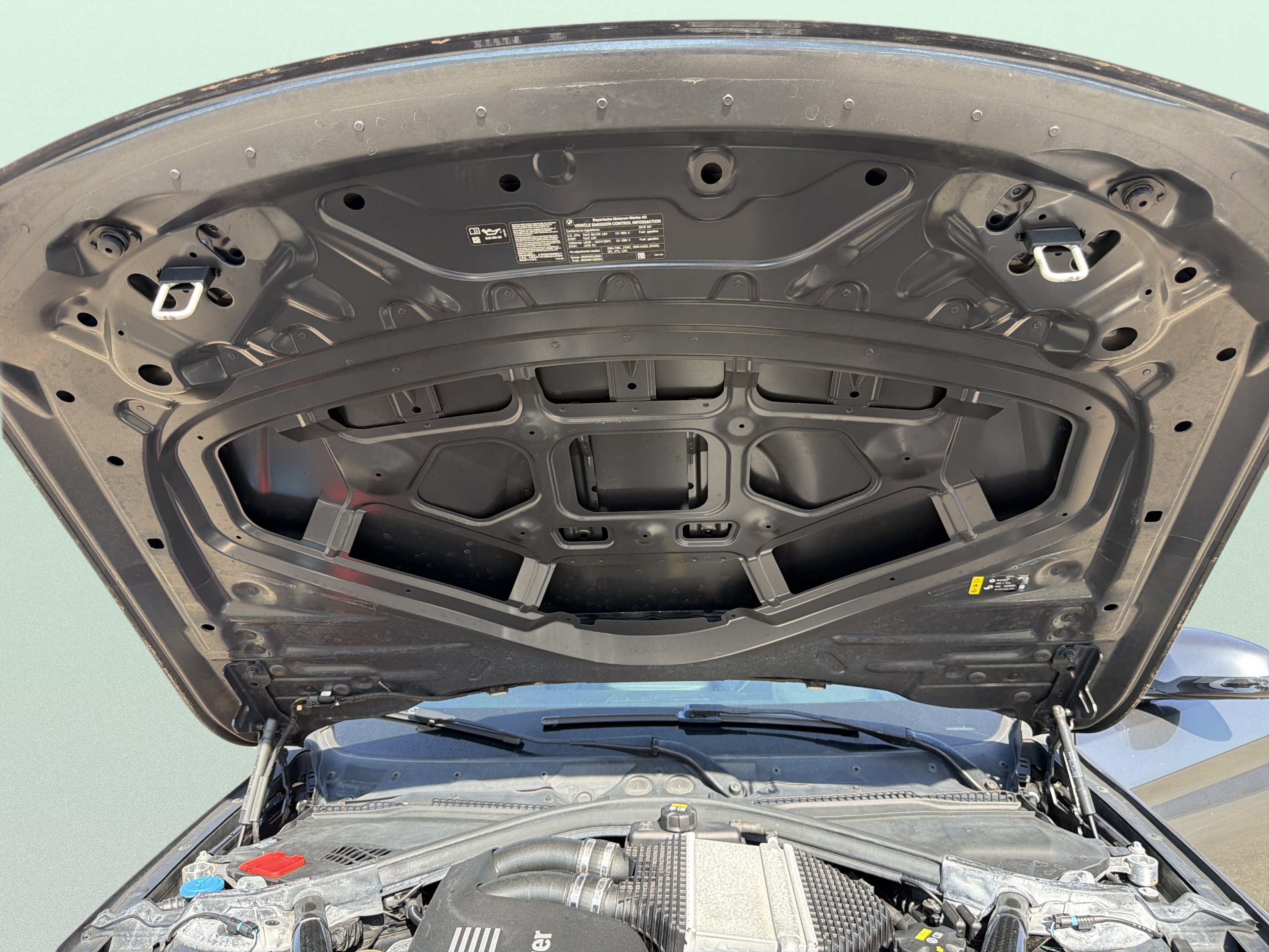 Used 2018 BMW M4 Convertible RWD image 13