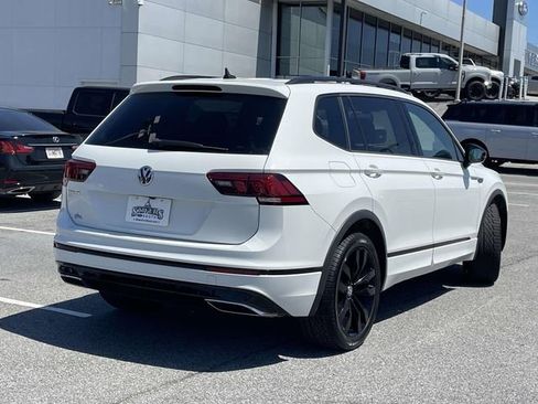 Used 2021 Volkswagen Tiguan SE R-Line FWD image 3