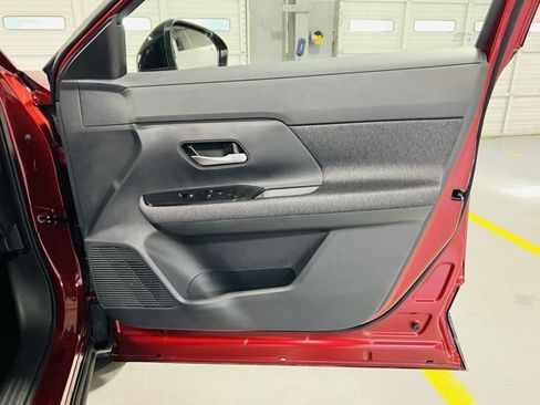 New 2026 Nissan Kicks SV image 33