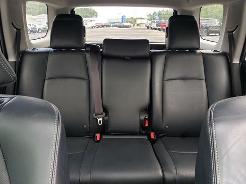 Used 2022 Toyota 4Runner Limited AWD/4WD image 27