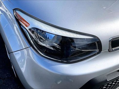 Used 2016 Kia Soul image 25