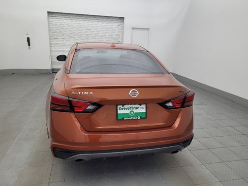 Used 2020 Nissan Altima 2.5 SR w/ Premium Package image 6