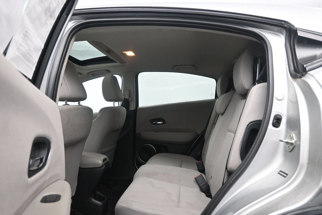 Used 2016 Honda HR-V EX image 17