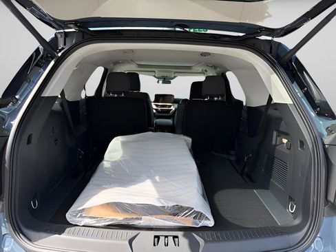 New 2026 Ford Explorer Active w/ Active Comfort Package AWD/4WD image 7