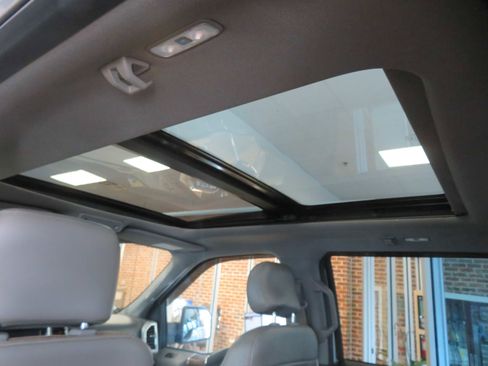 Used 2017 Ford F150 Lariat w/ Equipment Group 502A Luxury image 49