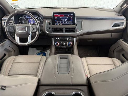 Used 2021 GMC Yukon XL SLT w/ SLT Premium Package RWD image 5