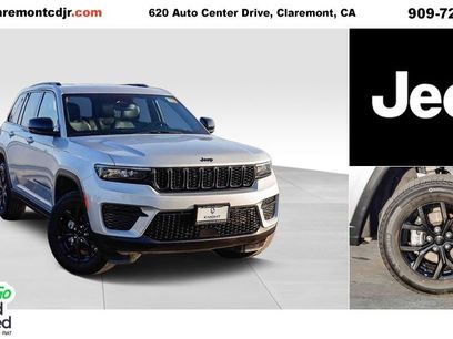 Certified 2024 Jeep Grand Cherokee Altitude
