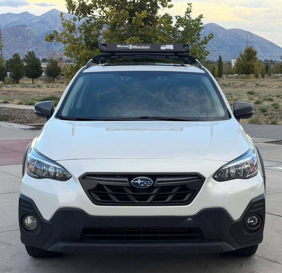 Used 2021 Subaru Crosstrek 2.5i Sport w/ Moonroof Package AWD/4WD image 2