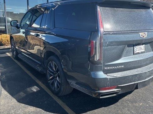 Used 2021 Cadillac Escalade ESV Sport Platinum w/ Heavy-Duty Trailer Package image 2