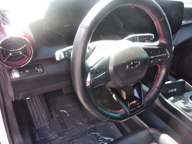 Used 2025 Chevrolet Equinox RS FWD image 26