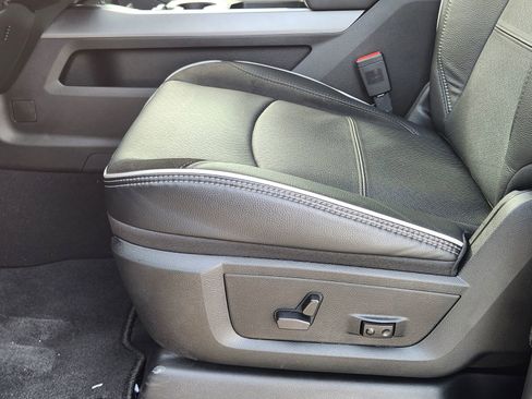 New 2025 RAM 2500 Laramie image 22