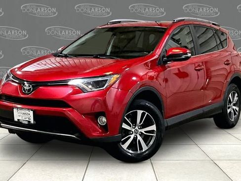 Used 2017 Toyota RAV4 XLE w/ Plus Special Value Package AWD/4WD image 3