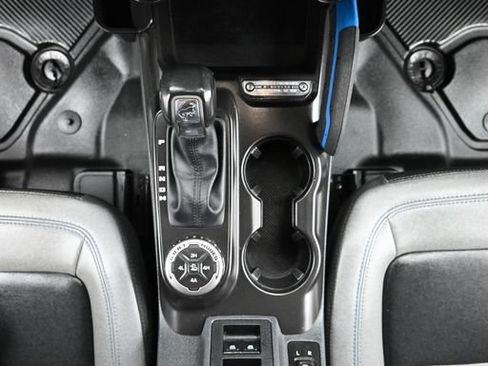 Used 2023 Ford Bronco Black Diamond AWD/4WD image 16