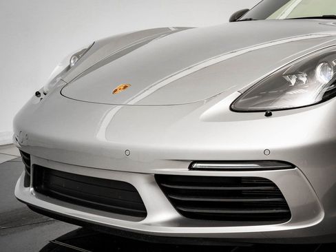 Certified 2023 Porsche 718 Cayman image 16