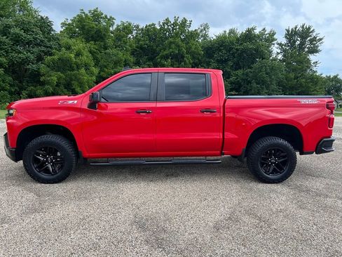 Used 2021 Chevrolet Silverado 1500 LT Trail Boss w/ Bed Protection Package AWD/4WD image 2