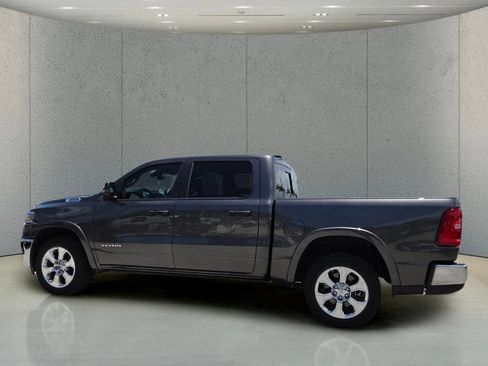 Used 2025 RAM 1500 Big Horn AWD/4WD image 8