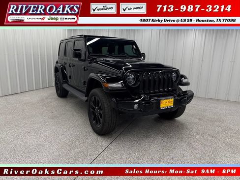Used 2021 Jeep Wrangler Unlimited Sahara AWD/4WD image 1
