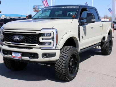 New 2026 Ford F250 Lariat w/ Black Appearance Package